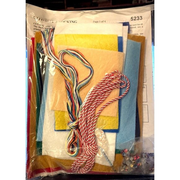 Design Works Cowboy Santa  18" Christmas Felt Stocking Kit #5233 Sealed USA NEW - Picture 3 of 7